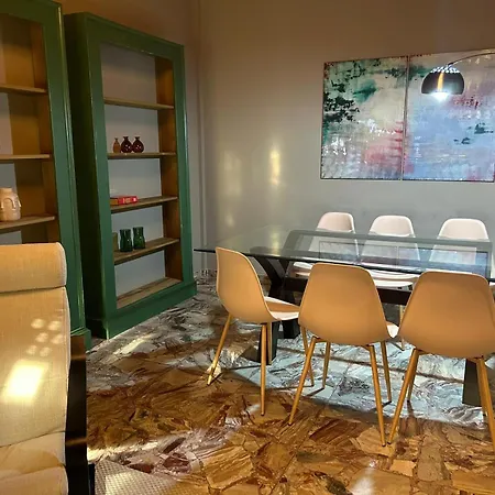 Porta Vescovo Stylish Close To Downtown